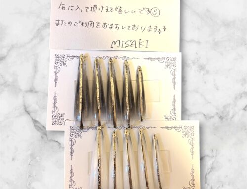 友達とおそろいのネイルチップを通販で選ぶ｜2人分の現品・オーダー相談